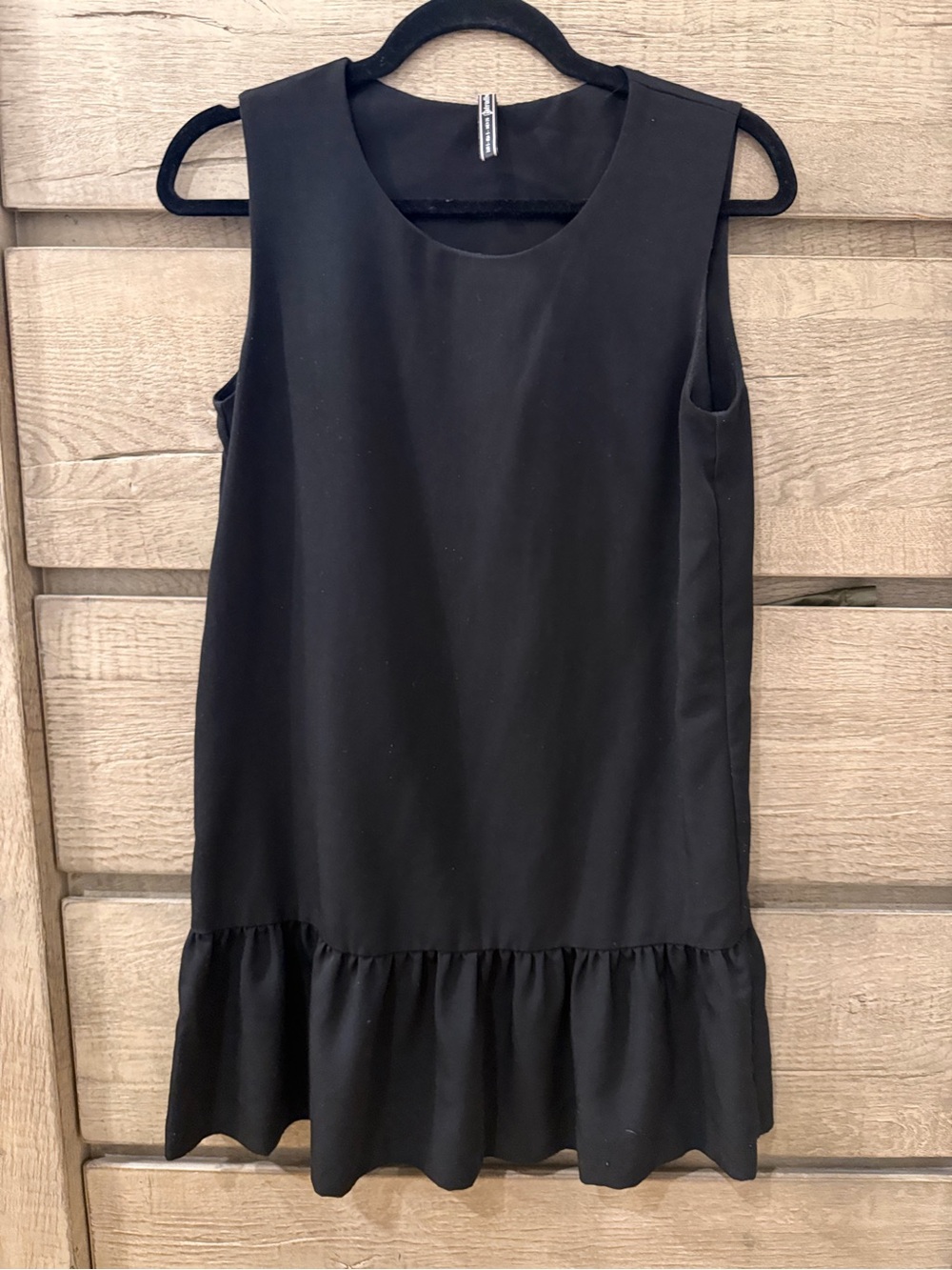 Korean Classic Black Sleeveless Ruffle-Hem Mini Dress